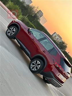 نيسان روج